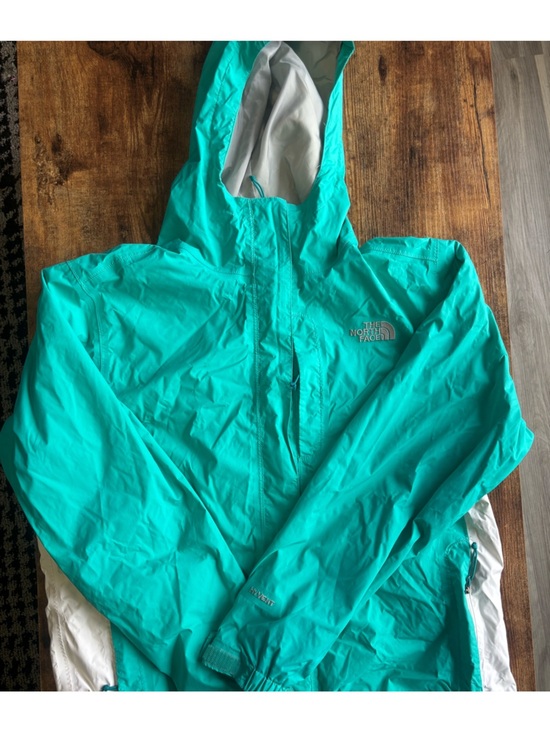 The North Face Jackets & Blazers - The North Face Women's Teal Raincoat. Size Large.